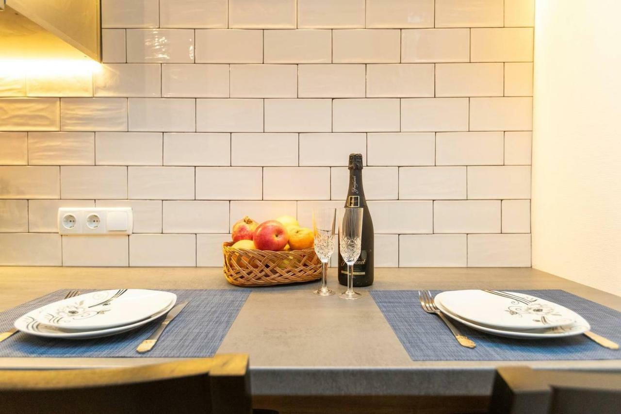 Wehost Cozy Nest Apartment Tbilisi Ngoại thất bức ảnh