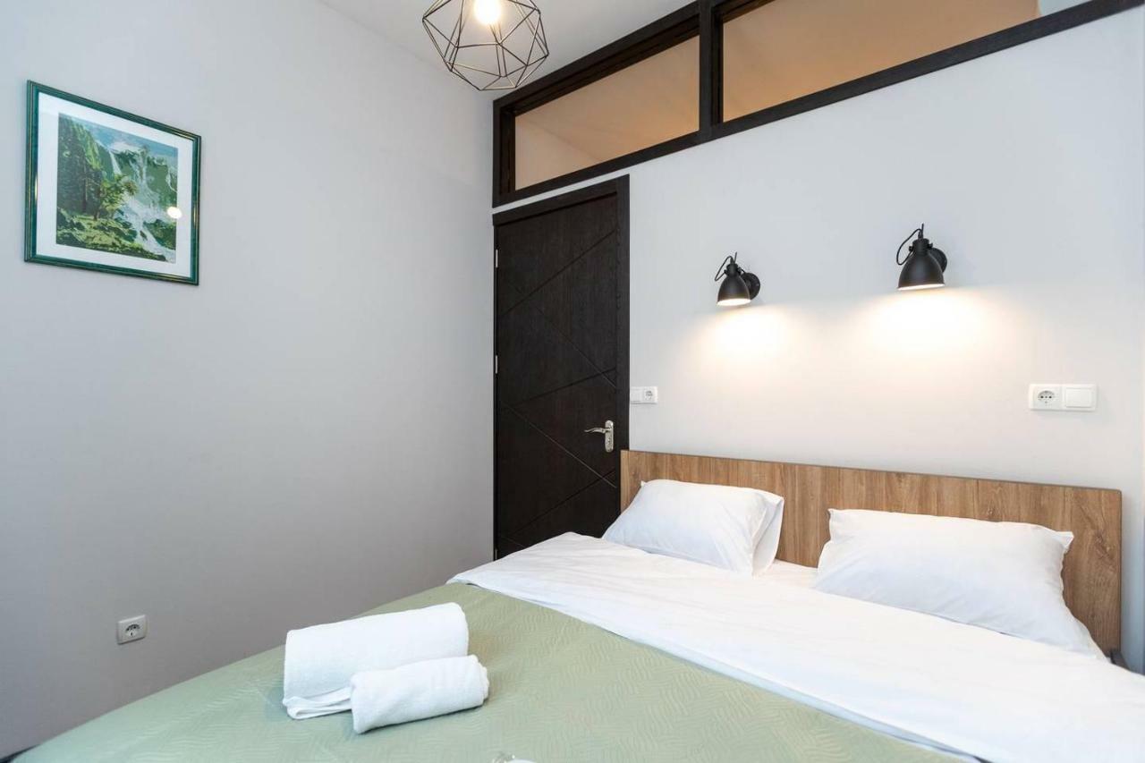 Wehost Cozy Nest Apartment Tbilisi Ngoại thất bức ảnh